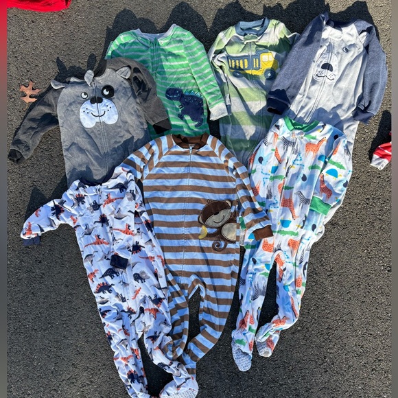 2T fleece footie pajama bundle - Picture 1 of 1